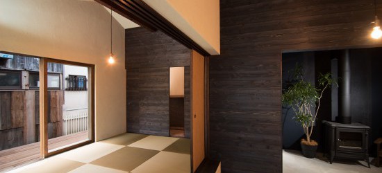 Tatami room