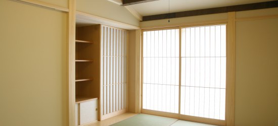 Tatami room